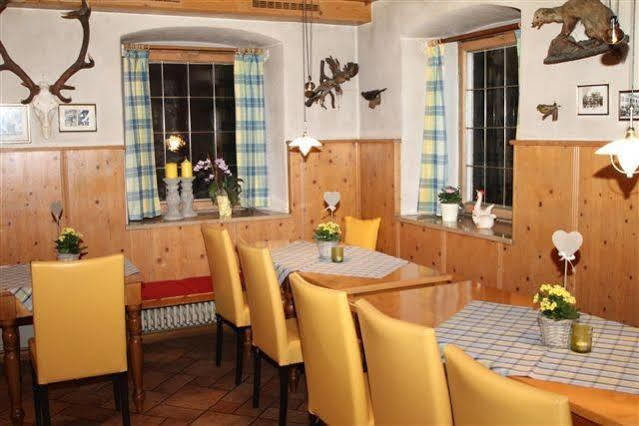 Landgasthof Kirchmayer ファルハント エクステリア 写真