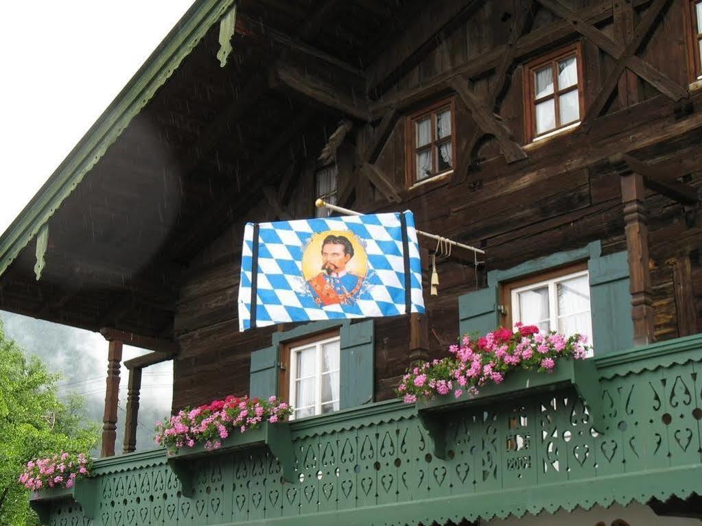Landgasthof Kirchmayer ファルハント エクステリア 写真